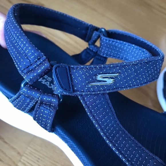 Skechers on the go walk flex sandals shoes sketchers navy blue womens size 8 - Picture 2 of 10